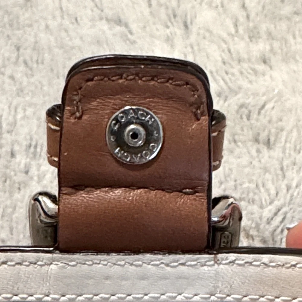 Coach Y2K Boho Leather Wristlet - Picture 9 of 15